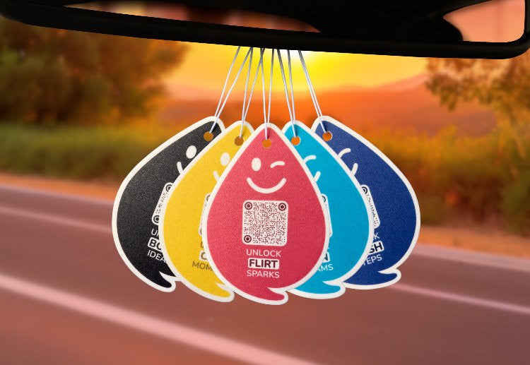 Starter-Set mit fünf Auto-Duftanhängern von ScanTheDrop für tägliche Gesprächsimpulse
